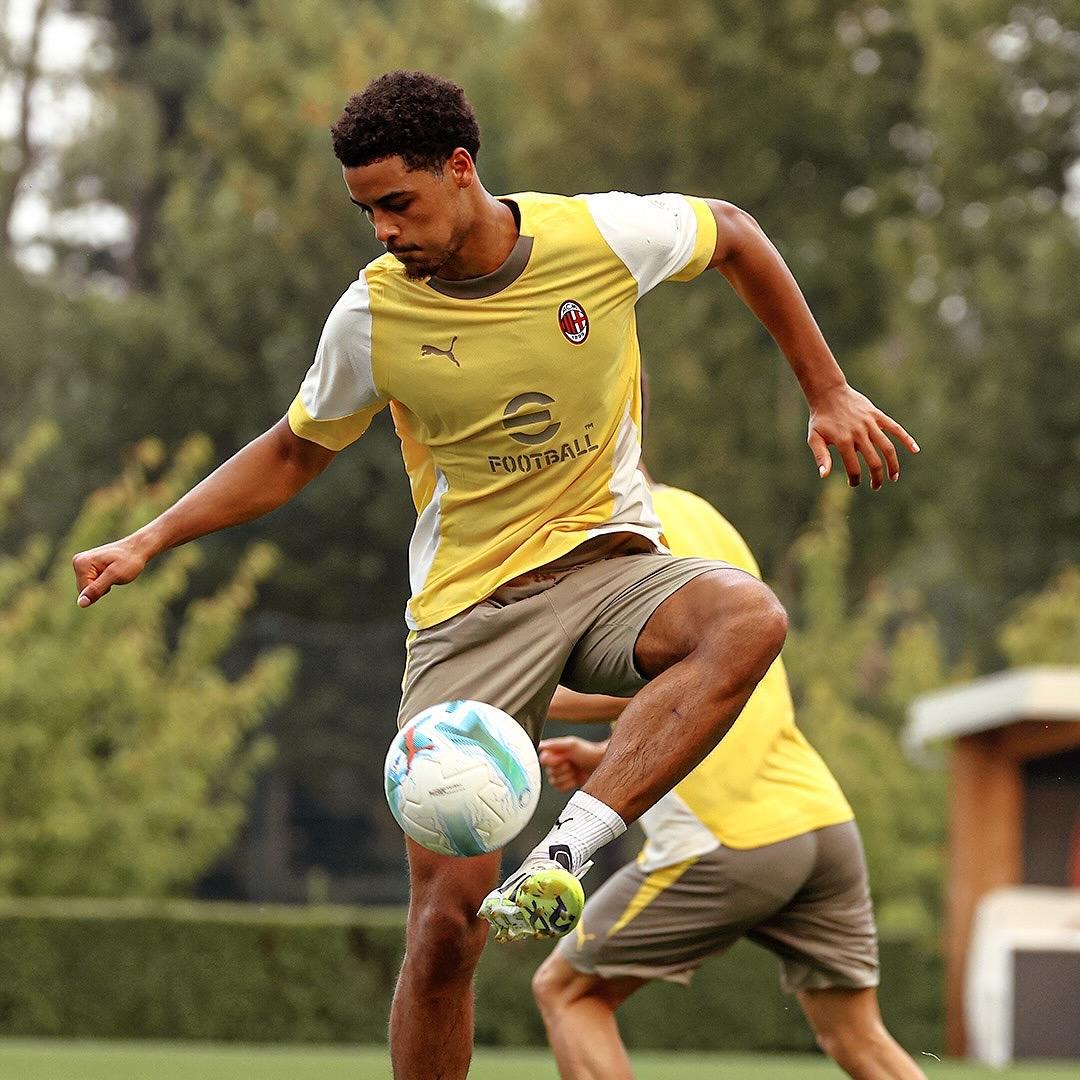 包含NBA季后赛今晚走向成谜,AC米兰扳平良机,气氛紧张,身体对抗强度拉满的词条 包含NBA季后赛今晚走向成谜,AC米兰扳平良机,气氛紧张,身体对抗强度拉满的词条