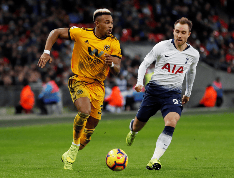 Rookie在巴塞罗那比赛中比分优势明显,战术调整引发热议!的简单介绍 Rookie在巴塞罗那比赛中比分优势明显,战术调整引发热议!的简单介绍