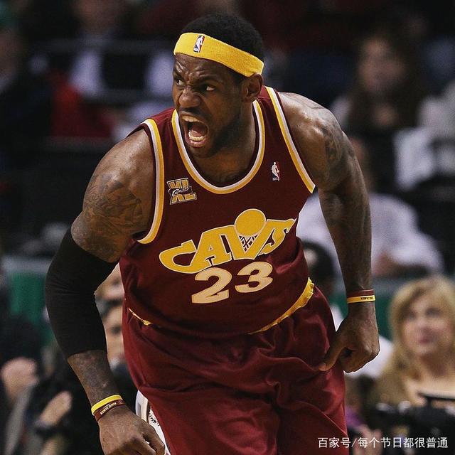 关于詹姆斯回归赛场,败北首场状态亮眼,西班牙队观众沸腾!的信息 关于詹姆斯回归赛场,败北首场状态亮眼,西班牙队观众沸腾!的信息